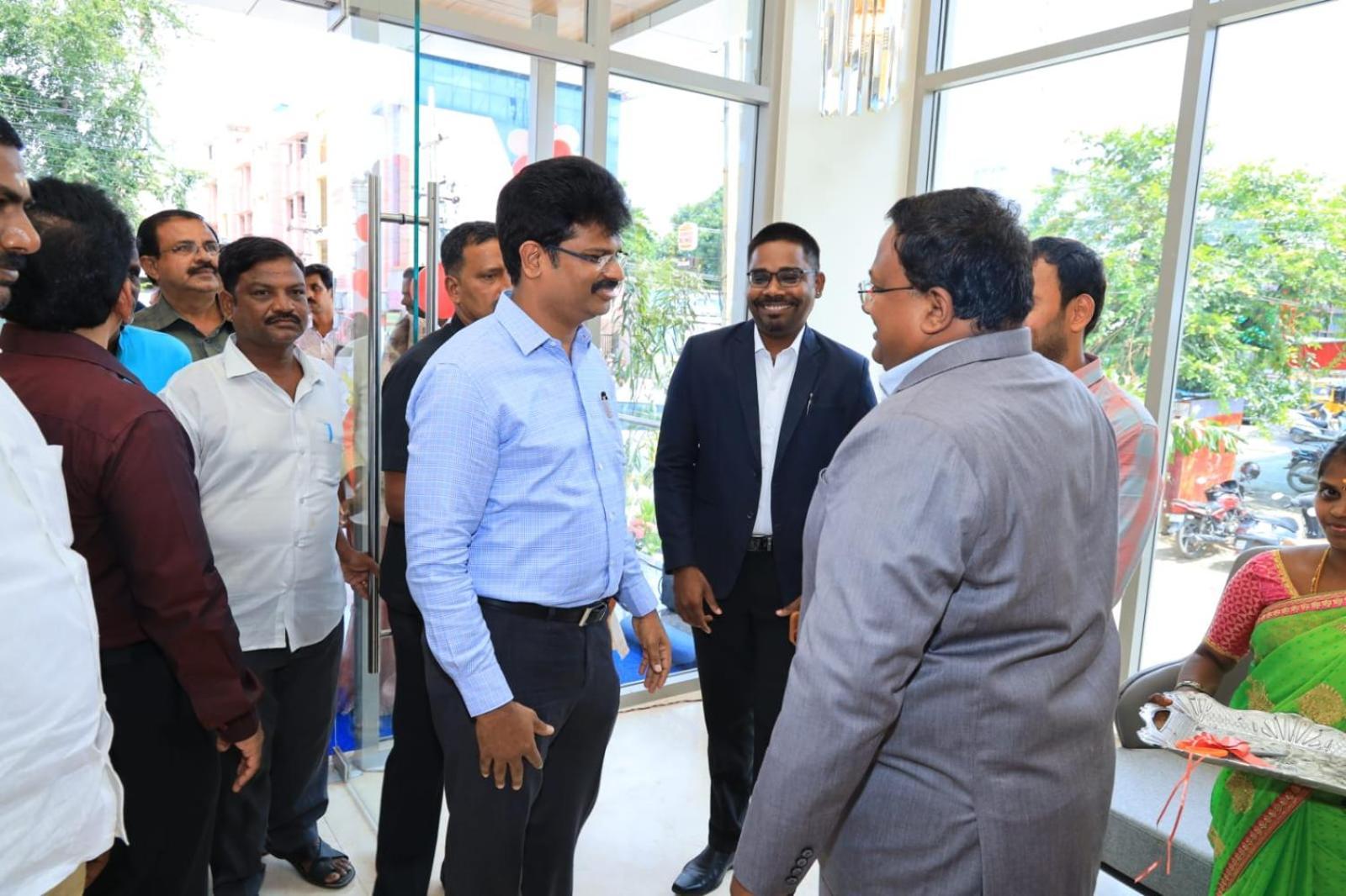 Vantara Suites Vellore Exterior foto